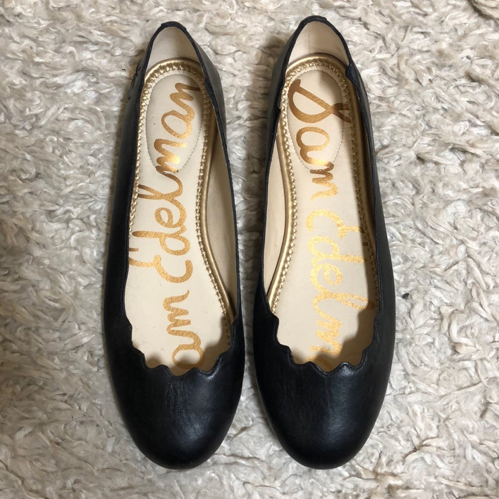 Sam Edelman Scalloped Flat